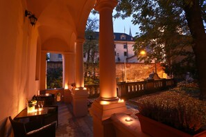 Terrace/patio - Hotel U Svatého Jana (Prague)