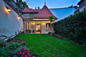 Suíte lua de mel | Frigobar, cofres nos quartos, escrivaninha, cortinas blackout