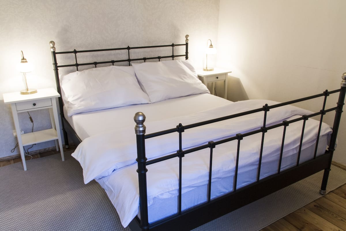 Habitación doble | Ropa de cama hipoalergénica y minibar