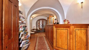 Reception - Hotel U Suteru (Prague)