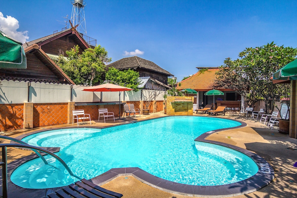 Raming Lodge Hotel & Spa by null