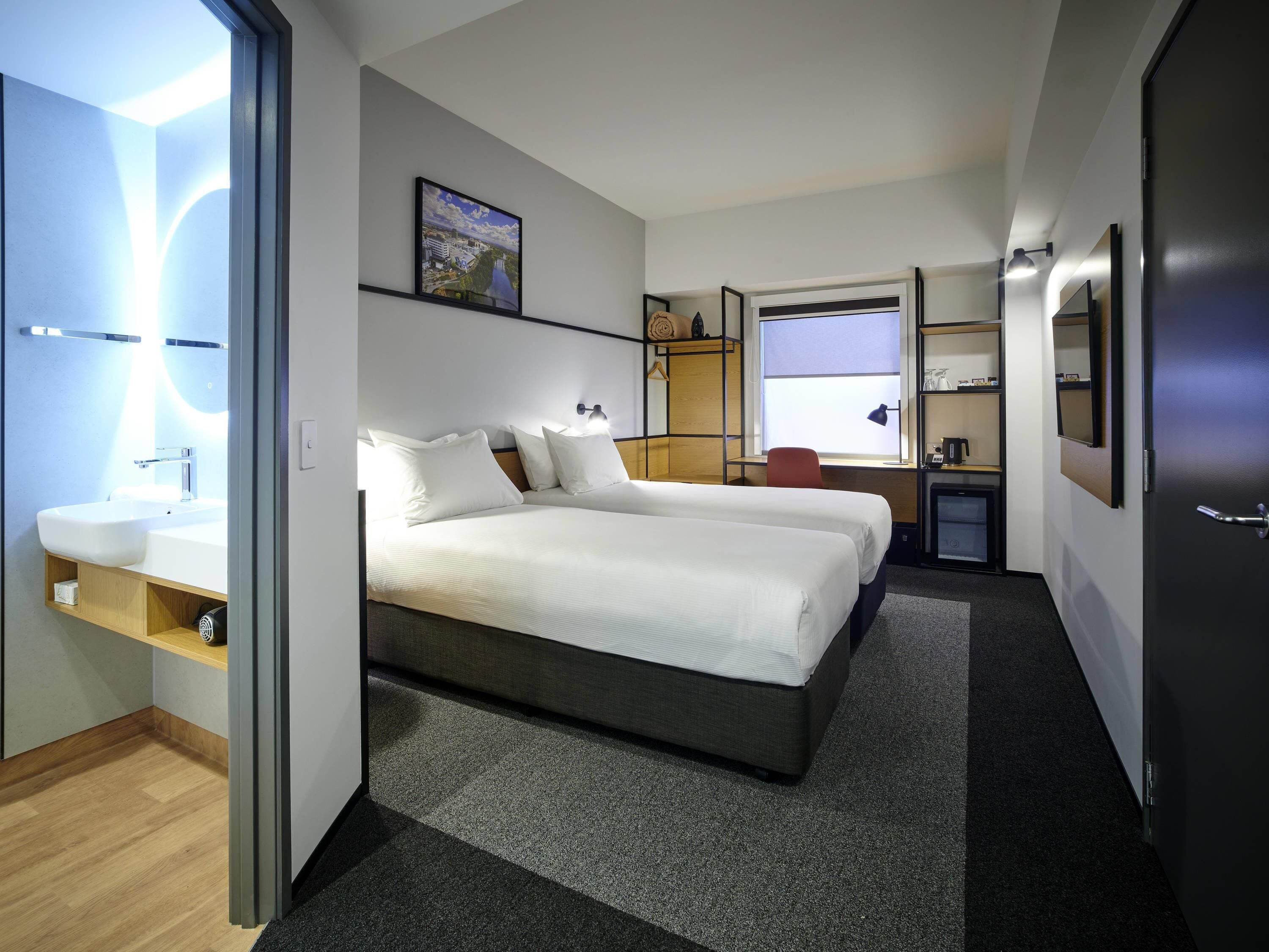 1 bedroom, desk, laptop workspace, blackout curtains