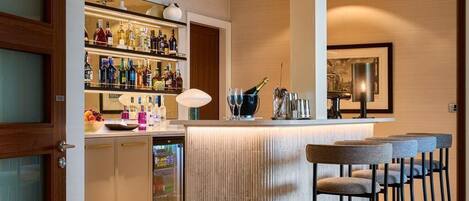 Presidential Penthouse, Lake View, Lakeside | 1 bedroom, Egyptian cotton sheets, hypo-allergenic bedding