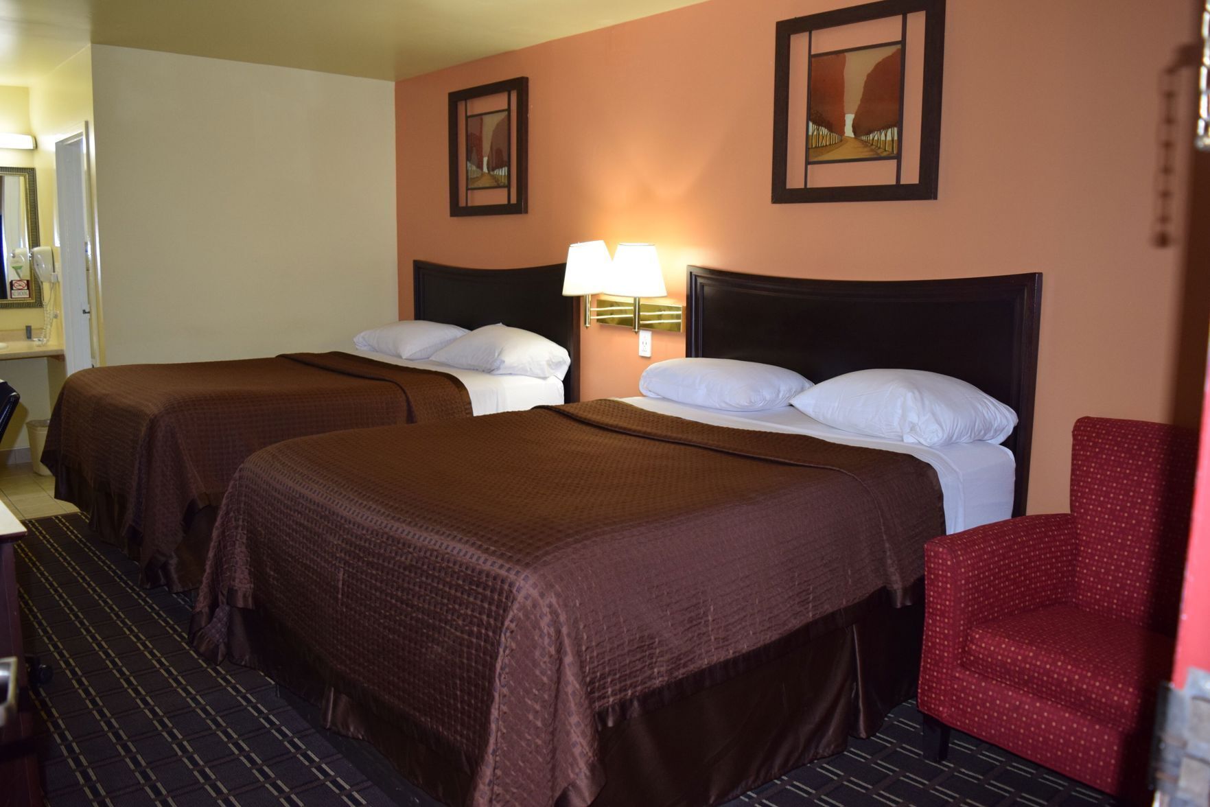 Desk, iron/ironing board, free WiFi, bed sheets