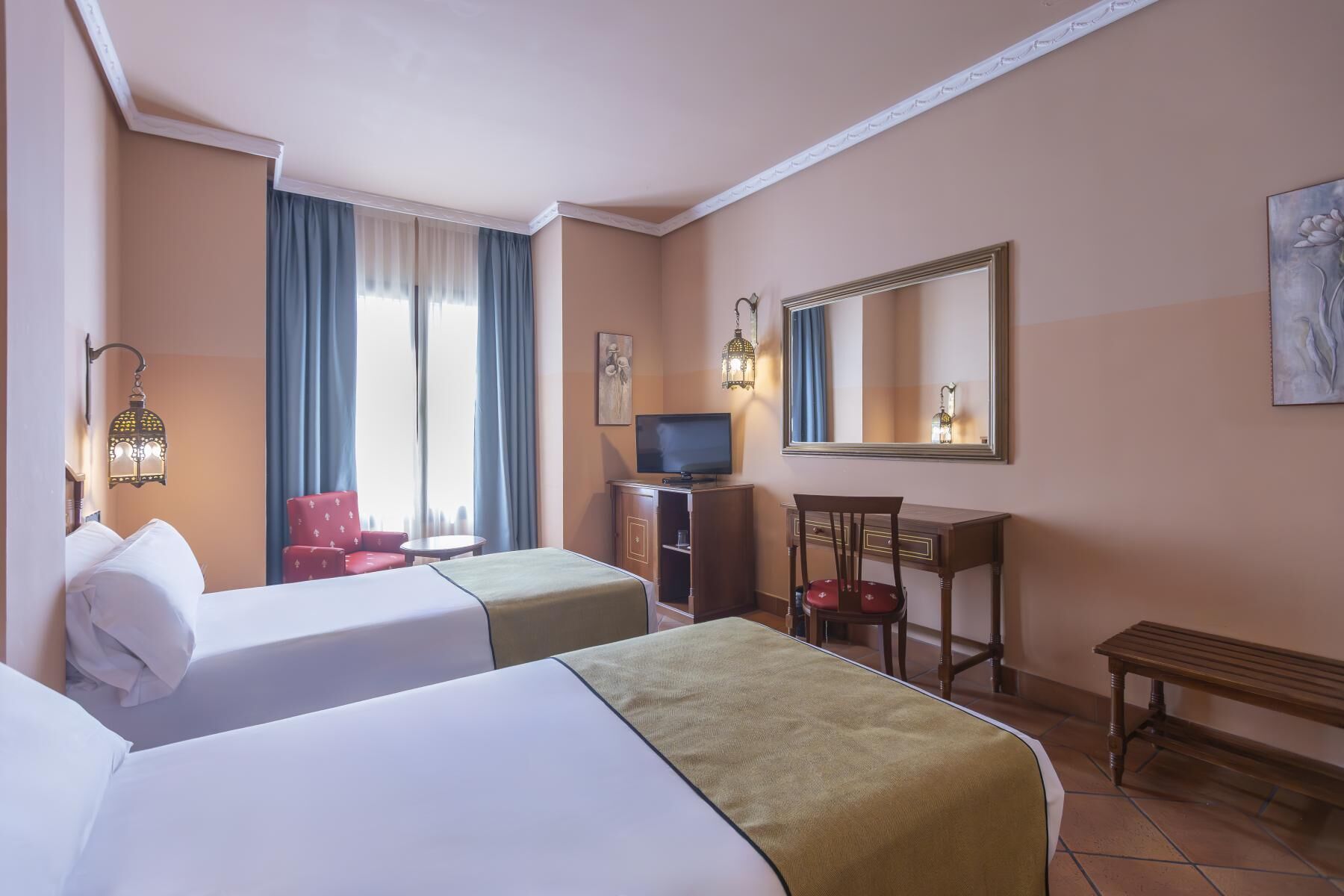 double room | 1 bedroom, hypo-allergenic bedding, minibar, in-room safe