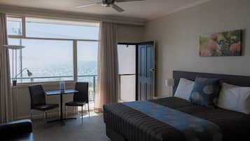 Seafront Room | 1 bedroom, free WiFi, bed sheets