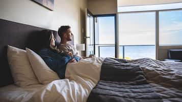 Seafront Room | Free WiFi, bed sheets