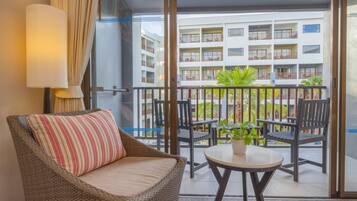 Deluxe Room, Pool View | Balcony view