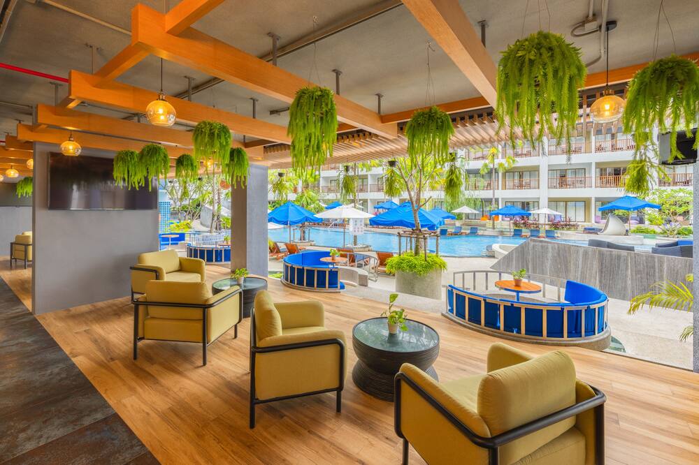 Deevana Plaza Phuket