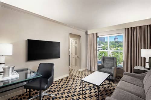 In-room safe, desk, iron/ironing board, free cribs/infant beds