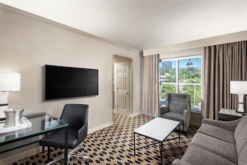 Hilton Columbia Center