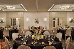 Ballroom - Hilton Columbia Center (Columbia)