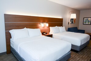 Suite, Multiple Beds | Minibar, desk, iron/ironing board, free cribs/infant beds - Holiday Inn Express & Suites New Boston by IHG (New Boston)