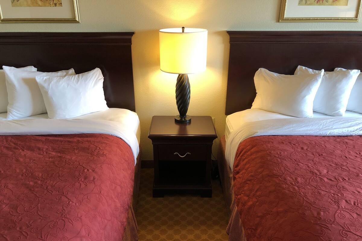 Down comforters, in-room safe, desk, laptop workspace