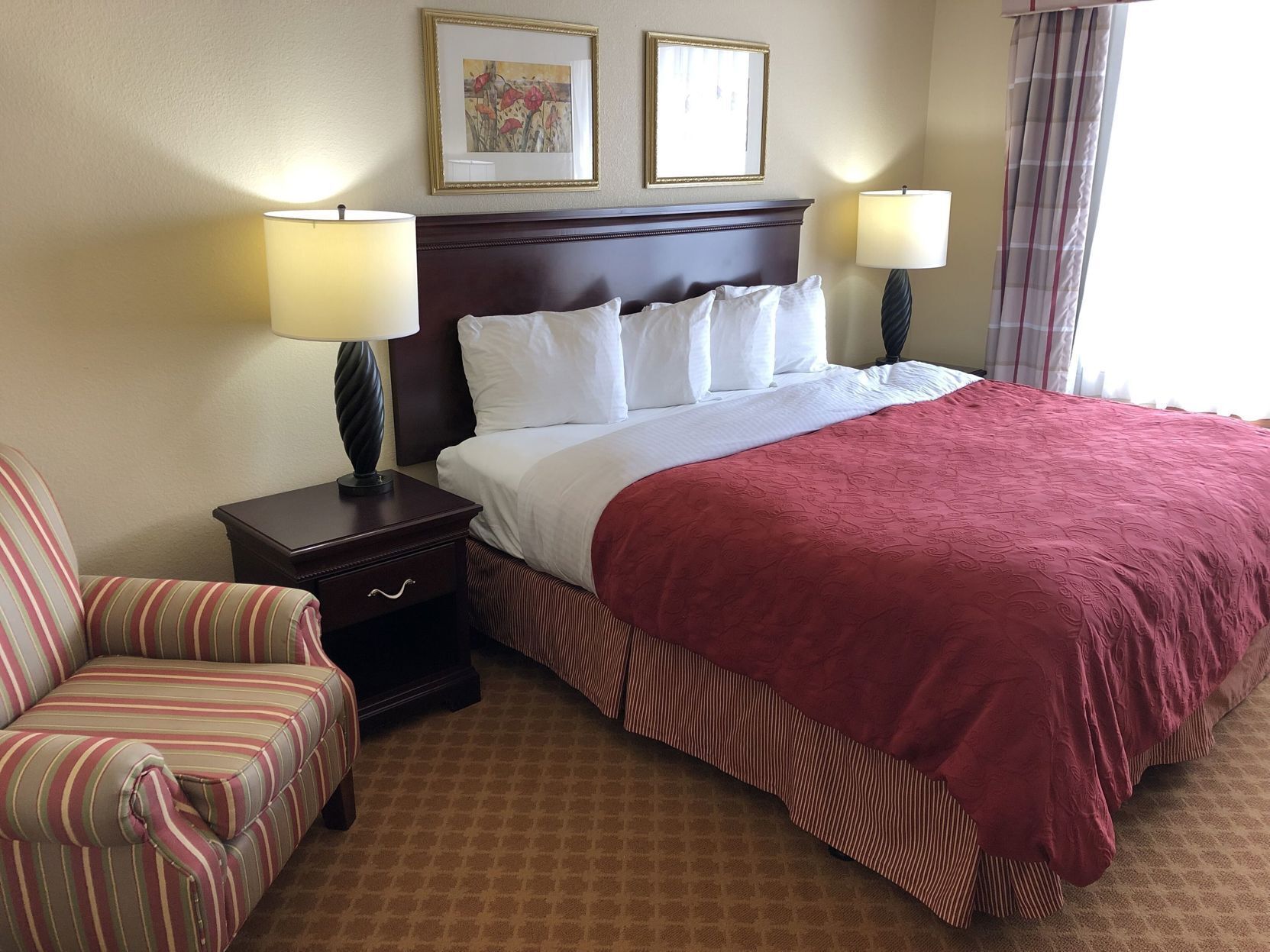 Down comforters, in-room safe, desk, laptop workspace