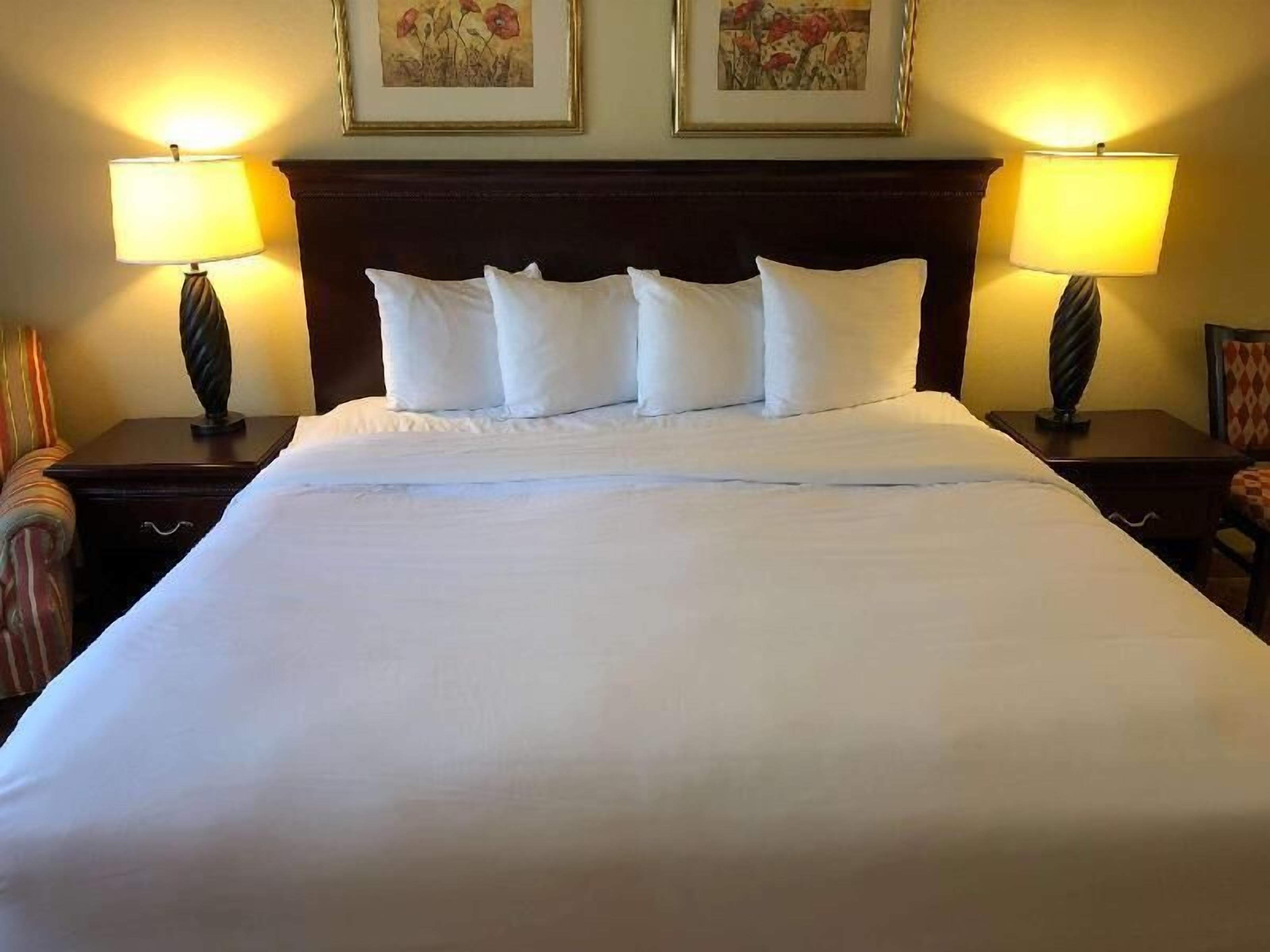 Down comforters, in-room safe, desk, laptop workspace