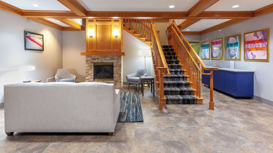 AmericInn by Wyndham Iron Mountain