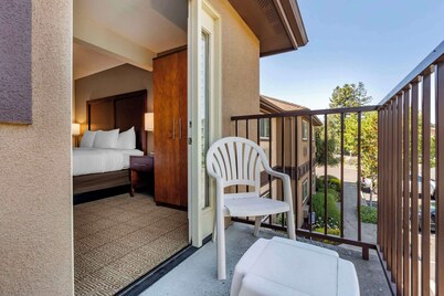 Comfort Inn & Suites Ukiah Mendocino County
