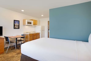 Desk, iron/ironing board, free WiFi, bed sheets