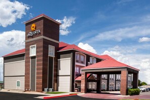 Exterior - La Quinta Inn & Suites by Wyndham Midland North (Midland)