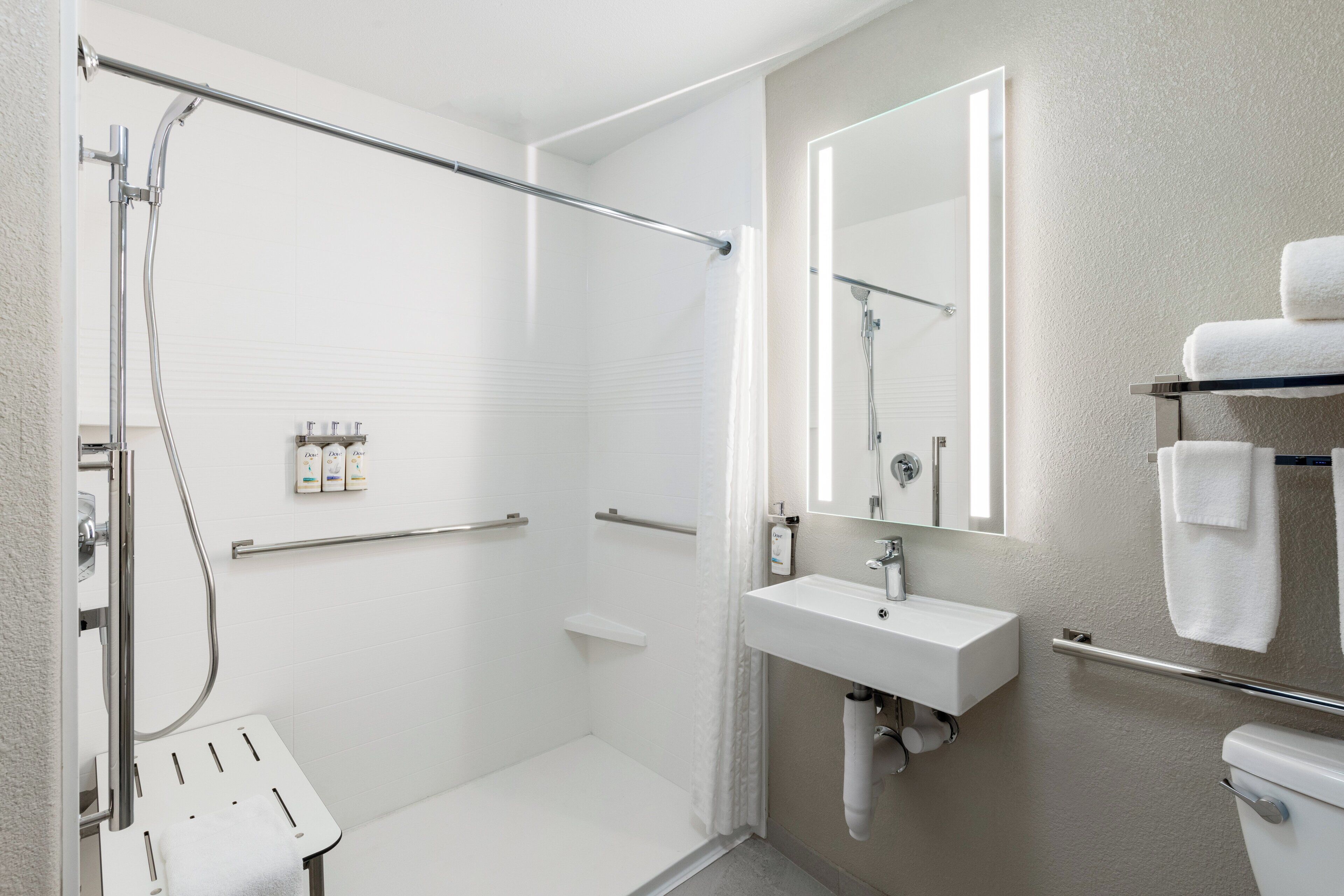 1 bedroom, premium bedding, in-room safe, desk