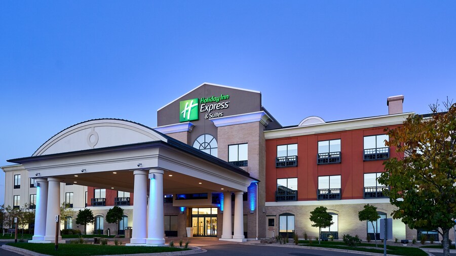 Holiday Inn Express Hotel & Suites Airport Dieppe by IHG