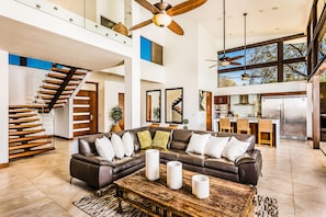 Premium Villa 4 bedroom garden view + private pool | Living room