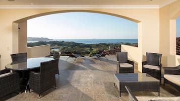 Condominium 3 bedroom Ocean View | View from room
