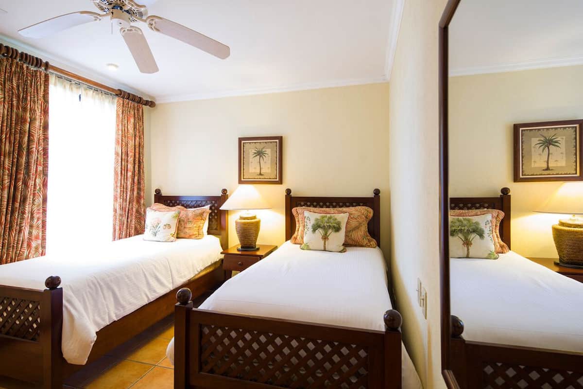Condominium 2 bedroom Garden view | Down duvets, pillow-top beds, in-room safe, individually decorated