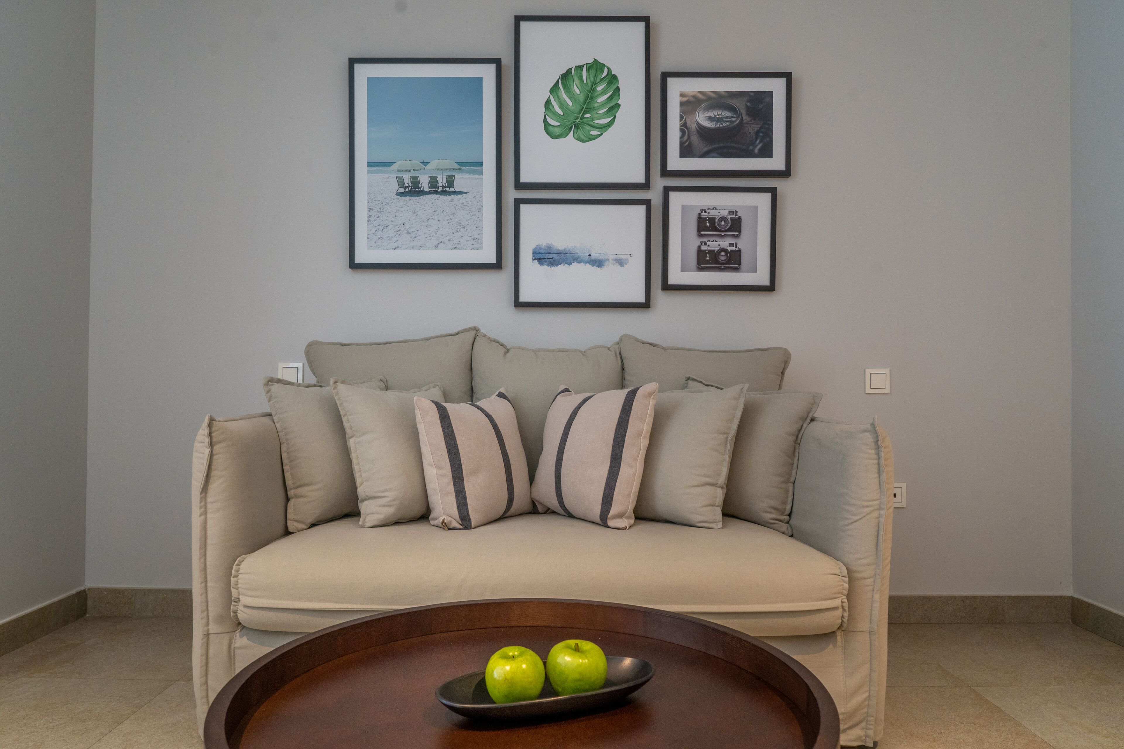 junior suite | 1 bedroom, premium bedding, minibar, in-room safe