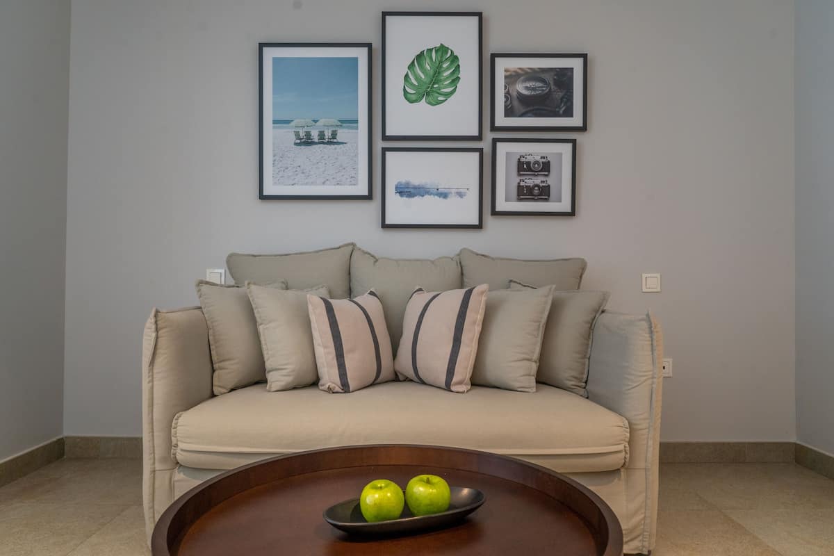 junior suite | 1 bedroom, premium bedding, minibar, in-room safe