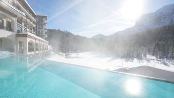 Couples treatment rooms, sauna, steam room, Turkish bath