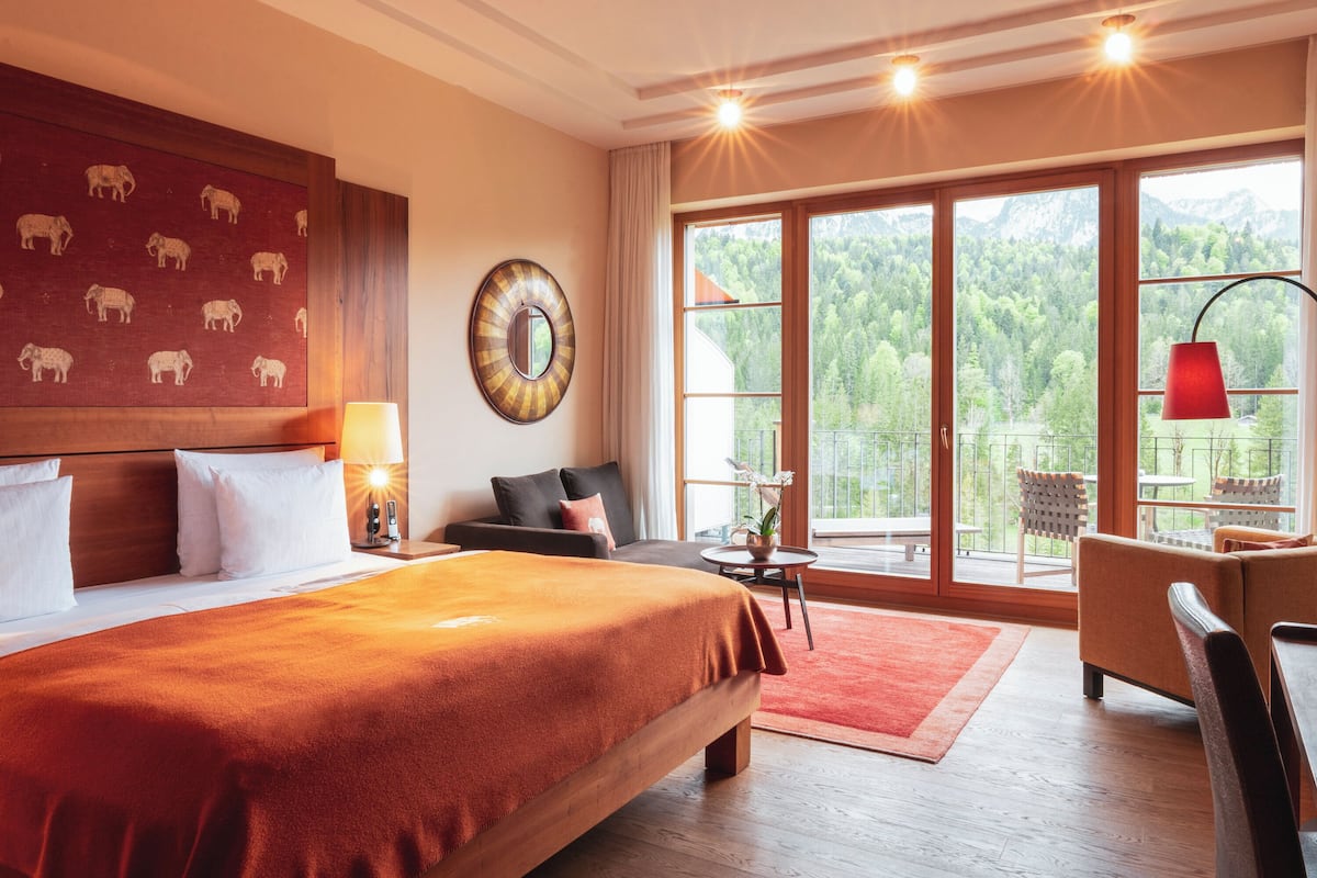 Large Double Room Retreat | Meja, ruang kerja komputer riba, Wi-fi percuma