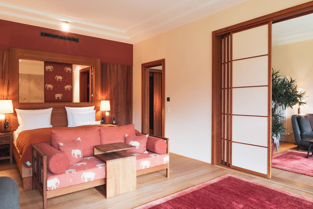 Ferchenbach Suite Retreat | Meja, ruang kerja komputer riba, Wi-fi percuma