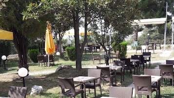 Bar (en la propiedad)