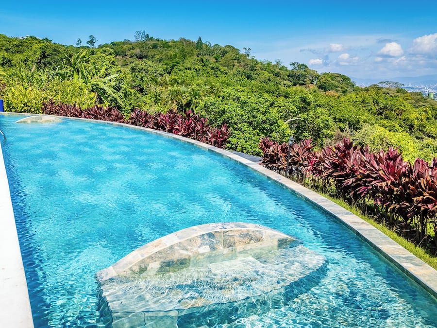 3 outdoor pools, pool umbrellas, sun loungers