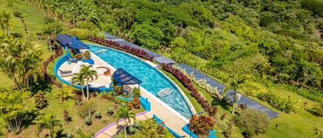 3 outdoor pools, pool umbrellas, sun loungers
