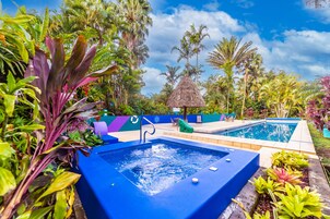 3 outdoor pools, pool umbrellas, sun loungers