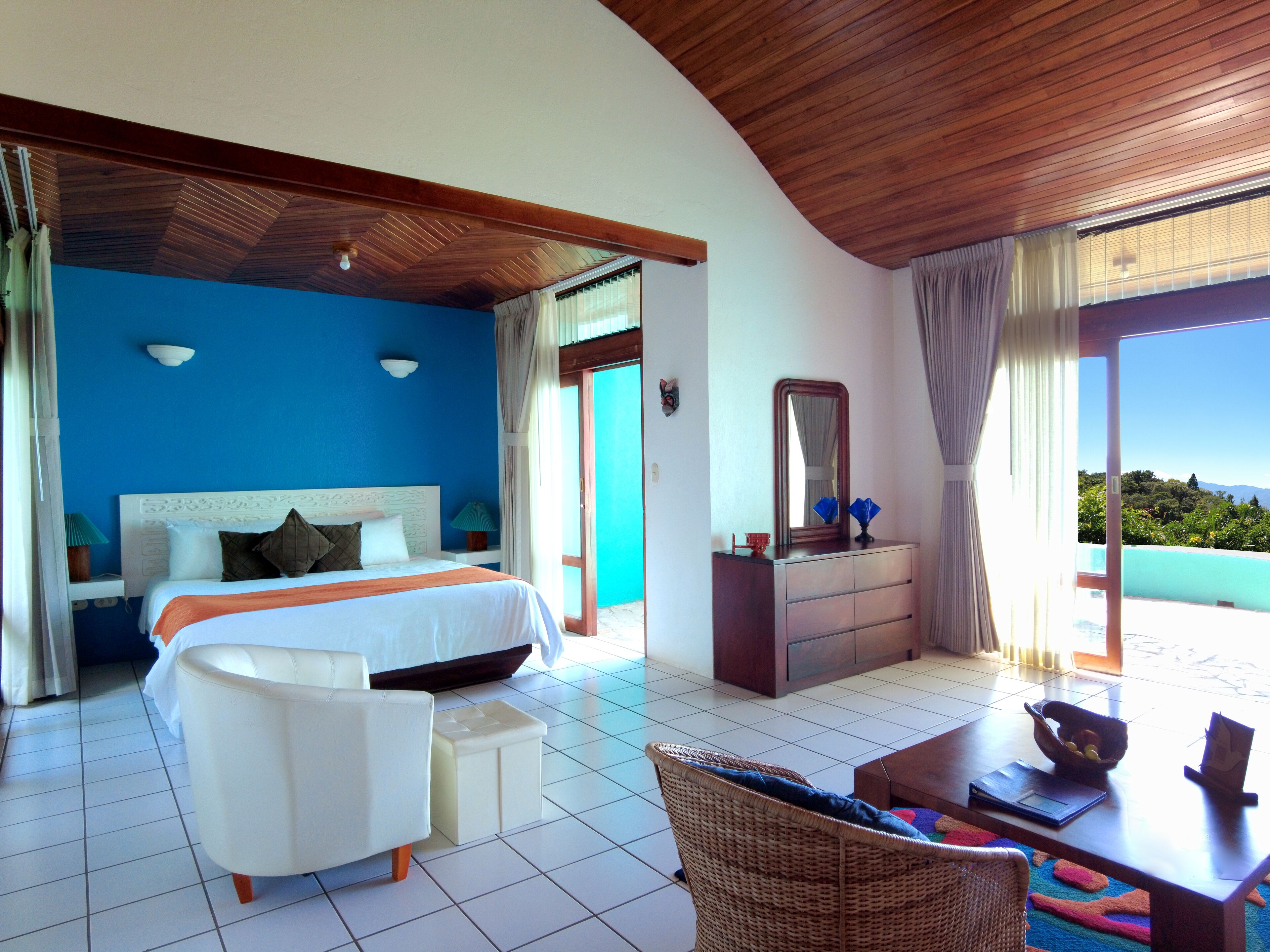 Prima plus1 king bed  | Biancheria da letto di alta qualità, minibar, una cassaforte in camera