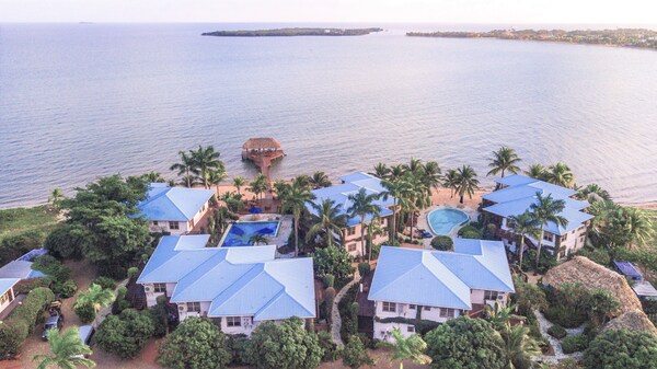 Chabil Mar Luxury Villas - Guest Exclusive Beach Resort - Belize