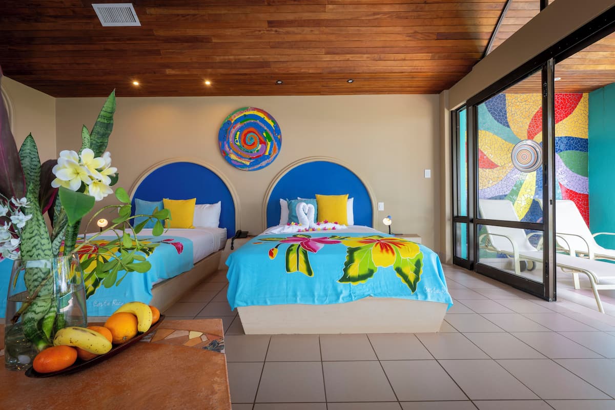Beachfront Bungalow 2 Full Size Bed