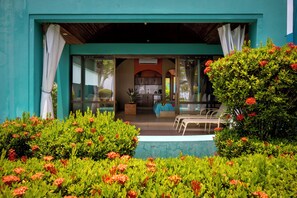 Beachfront Bungalow 2 Full Size Bed | View from room