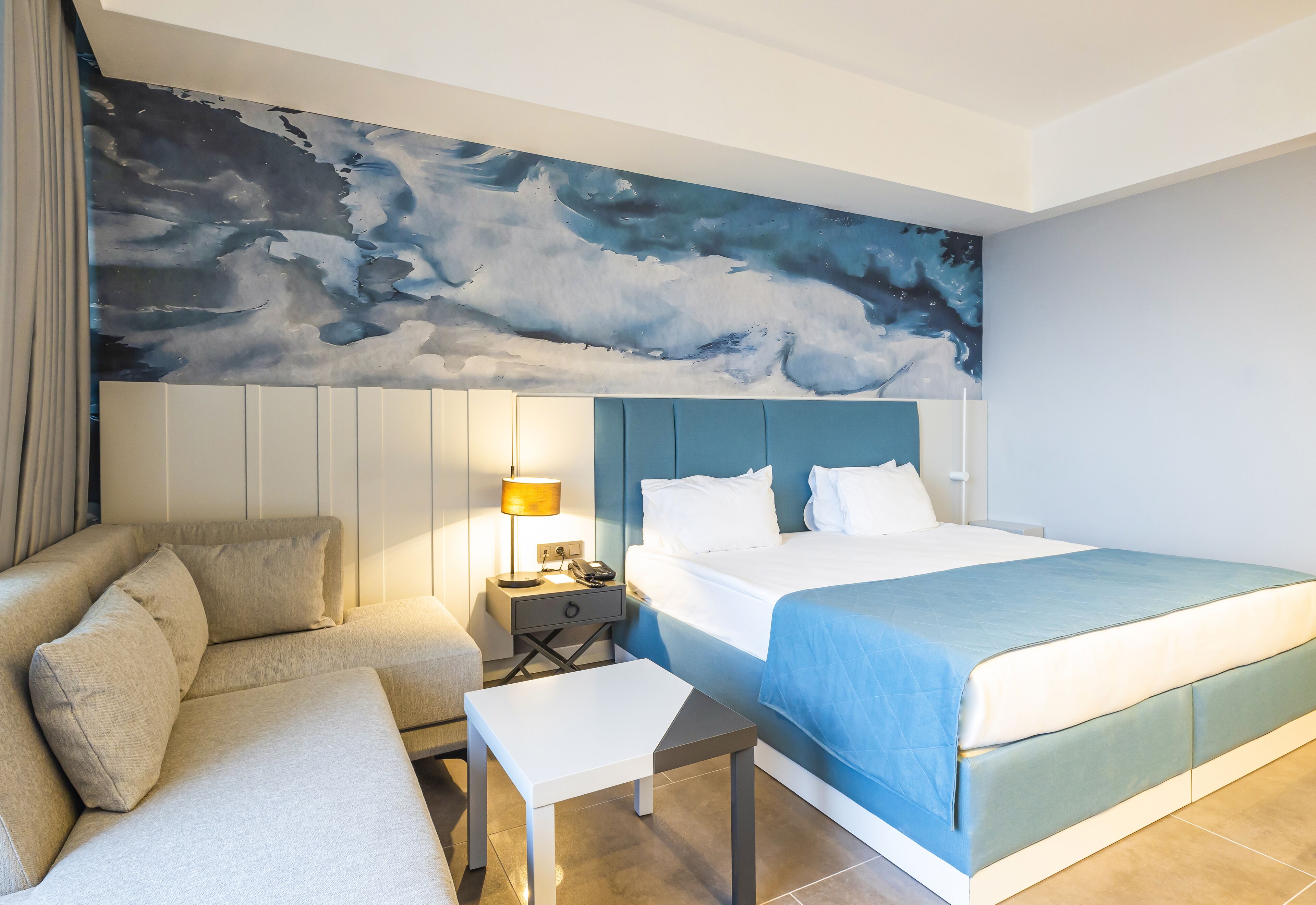 Premium bedding, minibar, in-room safe, desk
