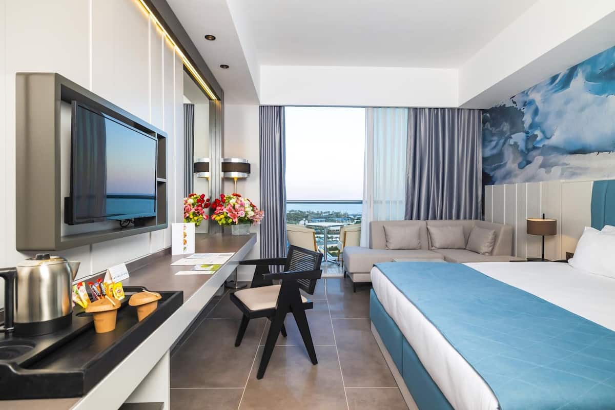 Ropa de cama de alta calidad y minibar