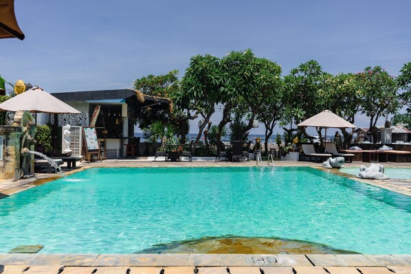 Exterior - Bali Taman Beach Resort & Spa - Lovina (Buleleng)