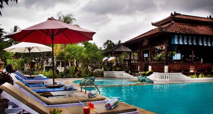 Bali Taman Beach Resort & Spa - Lovina