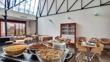Daily buffet breakfast (EUR 18 per person)