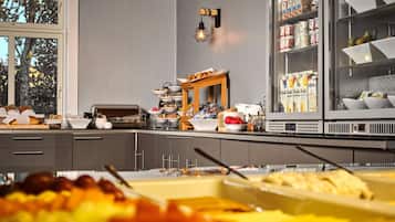 Desayuno bufé gratuito y diario