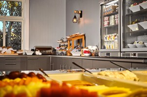 Desayuno buffet incluido todos los días 