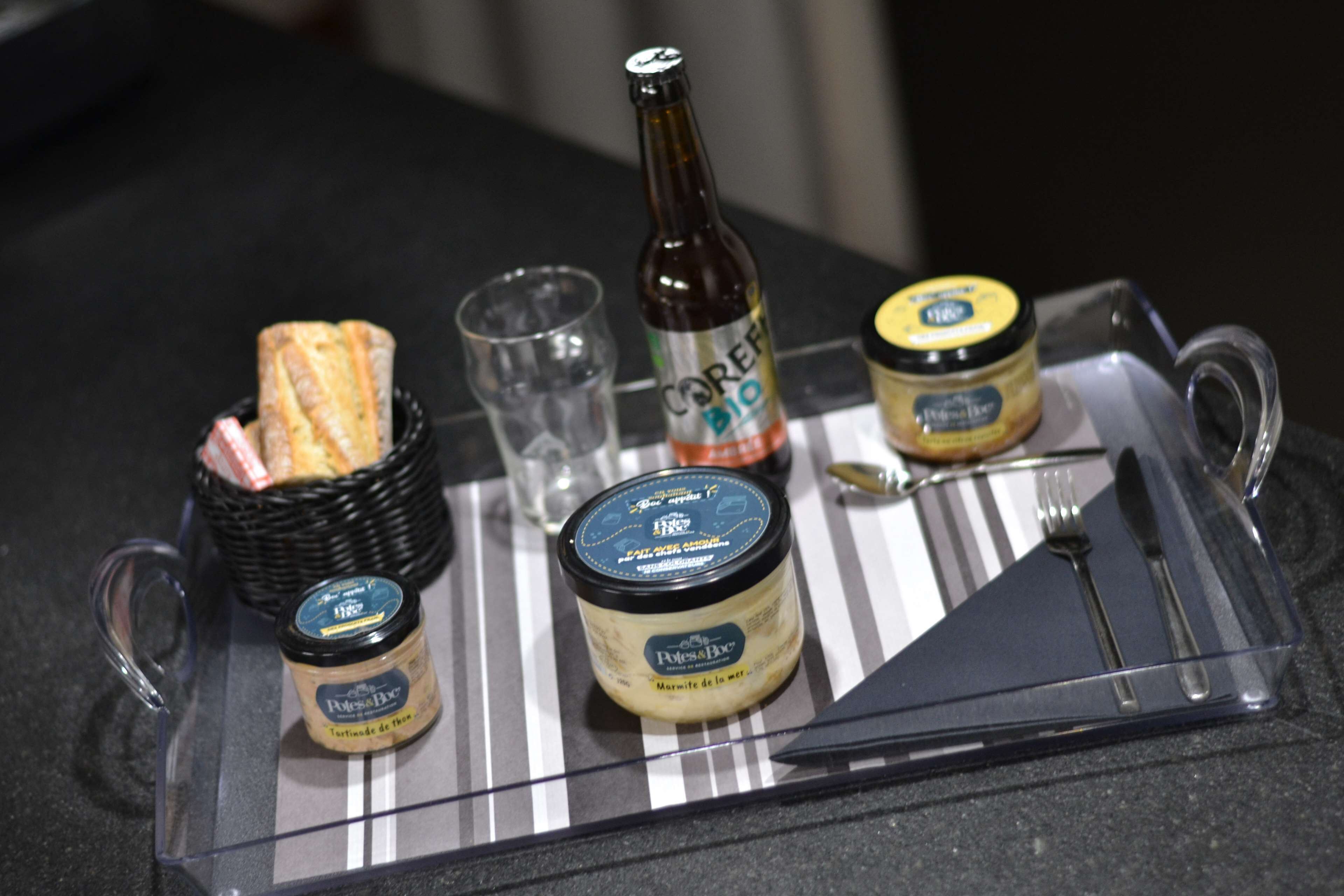 room service – dining